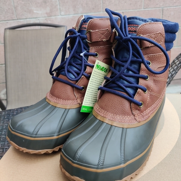 Nevados Mens Arkley Waterproof and Insulated Boot Cold Weather Snow Boot… - Picture 2 of 11